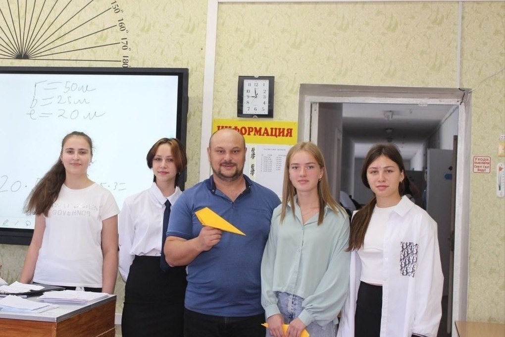 Учитель математики из Новоалексеевки победил в Национальном конкурсе