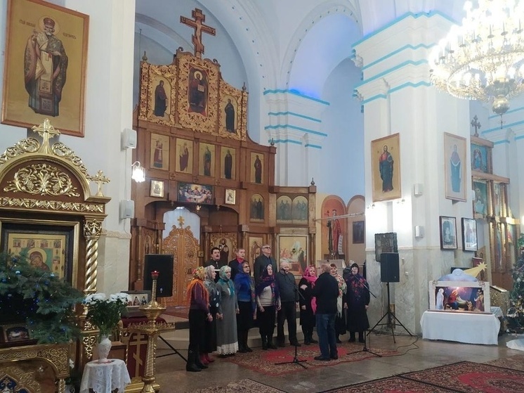 В Свято-Успенском соборе Токмака прошел Рождественский концерт
