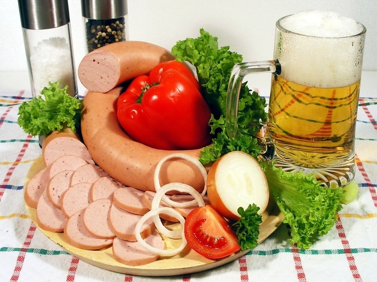 Житель Петрозаводска украл новогодний стол из гипермаркета