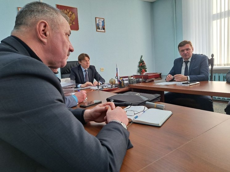 Директор «Ивэнерго» Андрей Ухтин встретился с главами сельских поселений Ильинского района