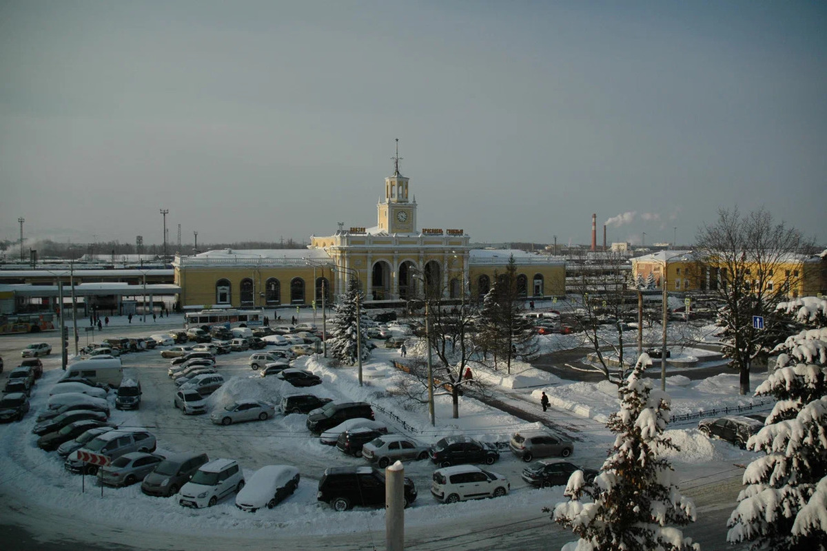 В Ярославле парковка у вокзала станет платной не ранее осени