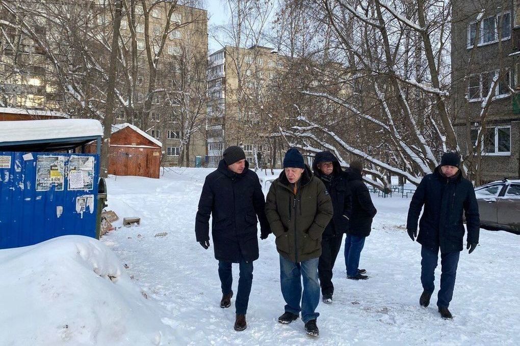 Состояние дворов в Советском районе Нижнего Новгорода проверила