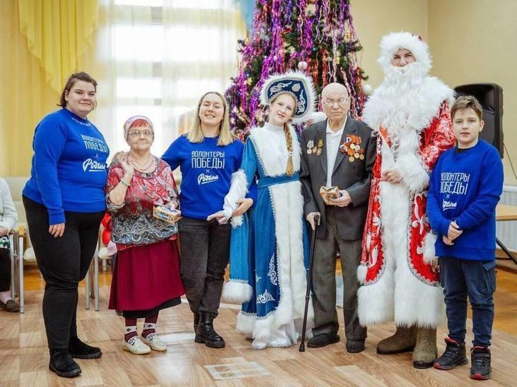 Нижегородские волонтеры Победы провели концерт в Чкаловском доме престарелых