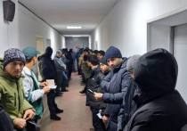 Всего, как сообщают в краевом УМВД в отделение для проверки документов было доставлено 69 человек, из которых 17 оказались гражданами России
