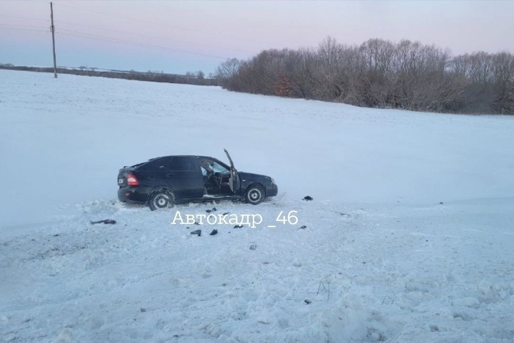 В Курской области в перевернувшемся автомобиле никто из 4 человек не пострадал