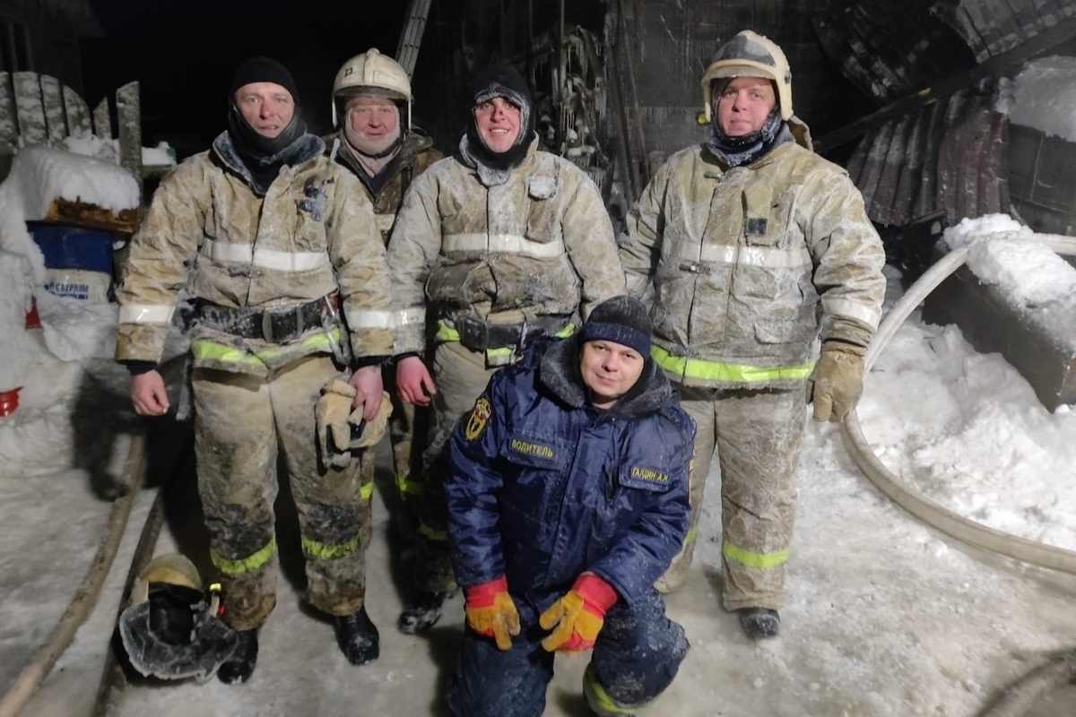 Новгородские пожарные рассказали, как сильные морозы усложняют работу