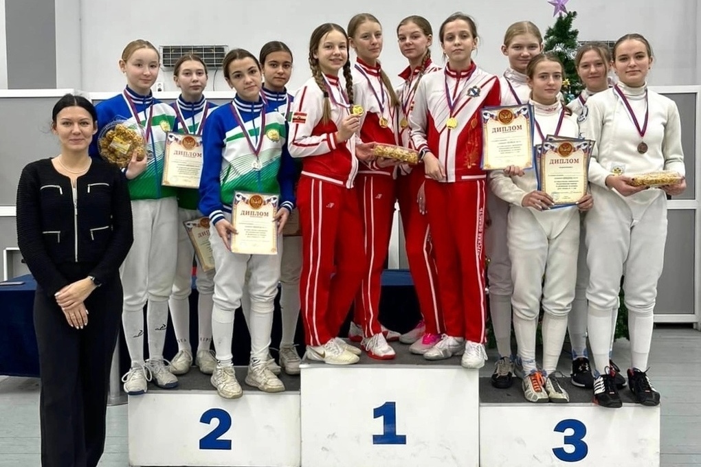 Kursk foil fencers won gold medals at the “Christmas Tournament”