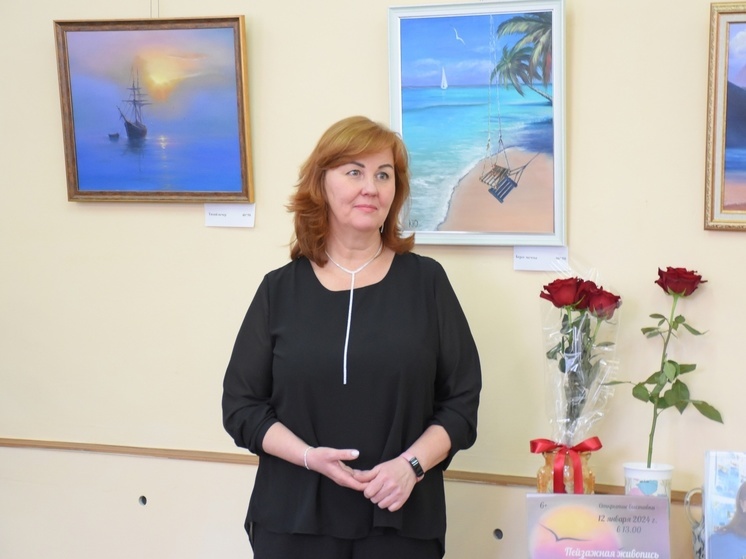 В Великом Новгороде открылась выставка картин сотрудницы СИЗО-1