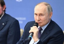 Президент России Владимир Путин в ходе ответов на вопросы журналистов об итогах поездки на Дальний Восток заявил, что был рад побывать на Чукотке, так как лично увидел проблемы людей