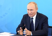 Президент России Владимир Путин заявил, в ходе ответов на вопросы журналистов, что идет укрепление государства по всем направлениями и в первую очередь в экономике