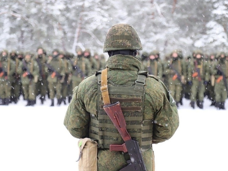 Мобилизованного рязанца поблагодарили за добросовестную службу в зоне СВО