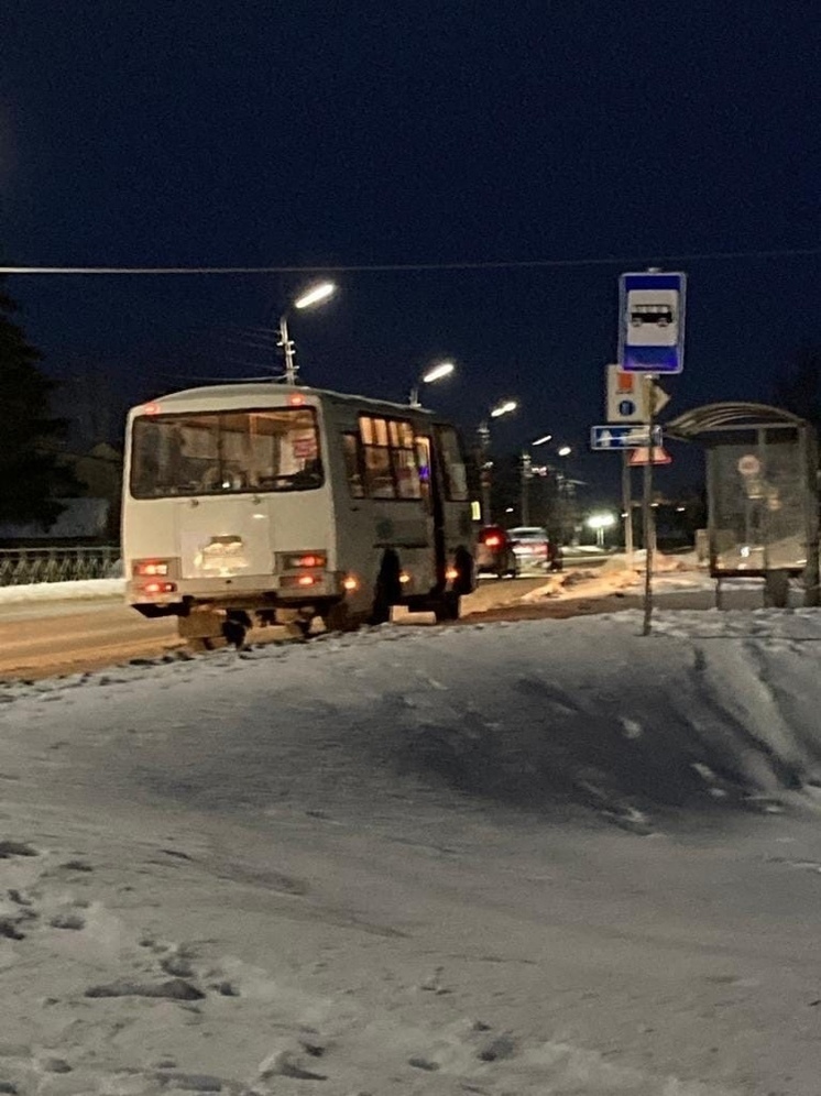 В Орловской области ребёнка высадили из автобуса в сильный мороз