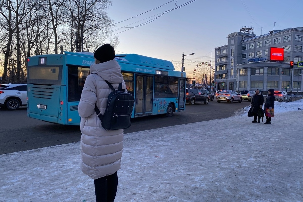 В Архангельске наказали водителя автобуса за нарушение прав пассажира-колясочника