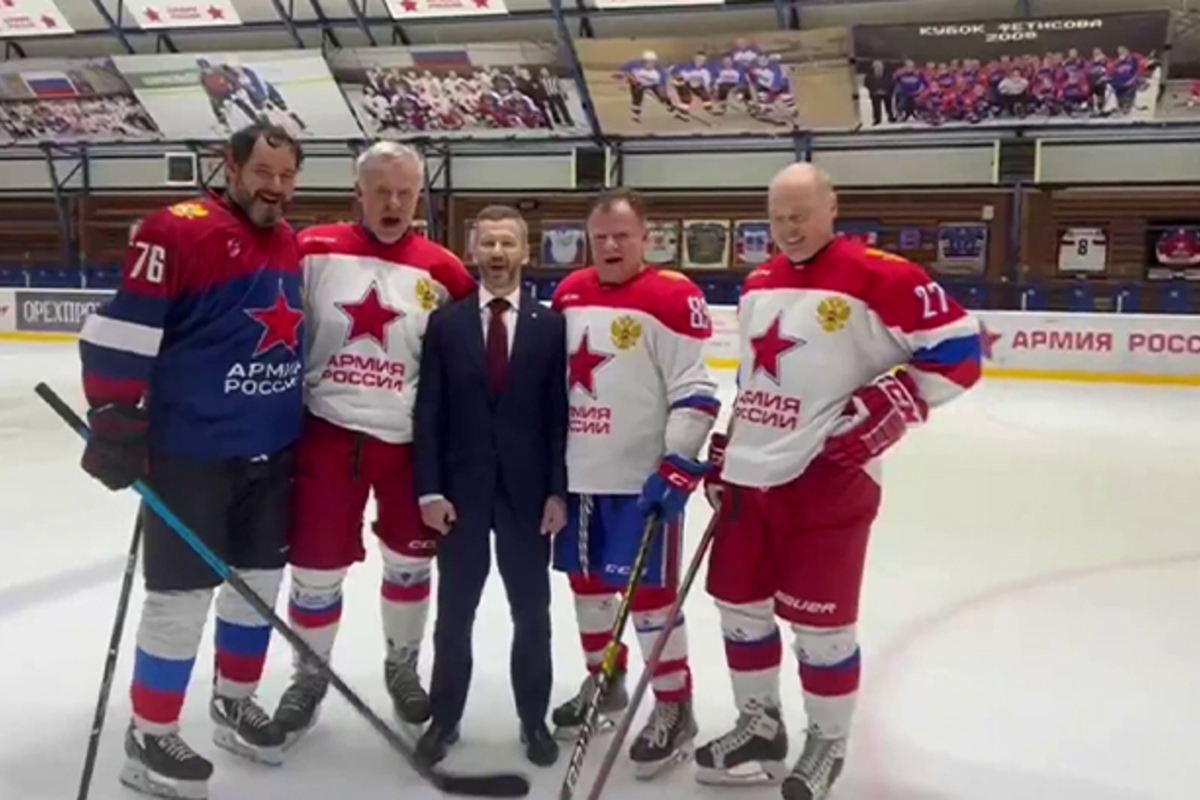 Legends of sports and music will play with Chukotka hockey players