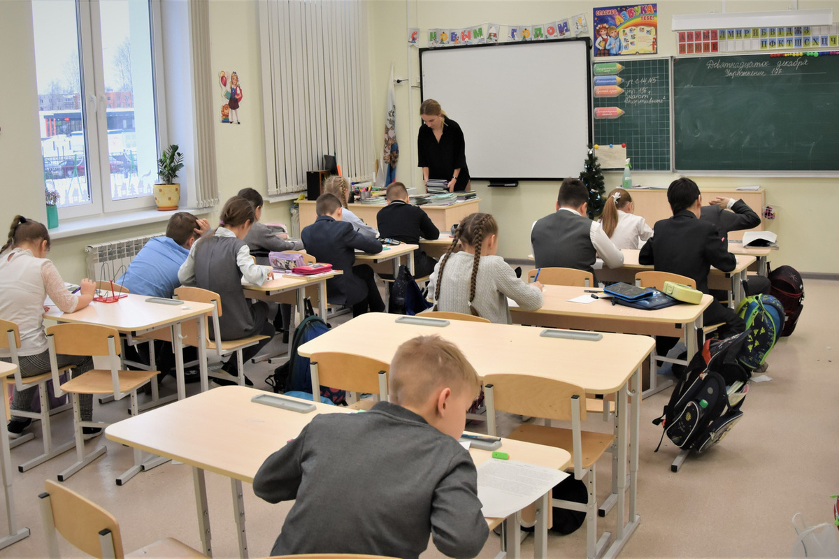 В Костроме среди школьников проходит конкурс «Проба пера»