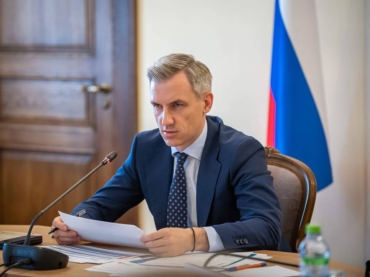 Василий Анохин поздравил смоленских следователей с профессиональным праздником