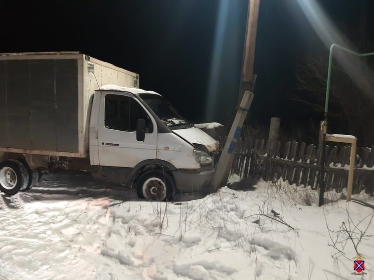 В Волгоградской области 51-летний водитель «Газели» погиб после ДТП