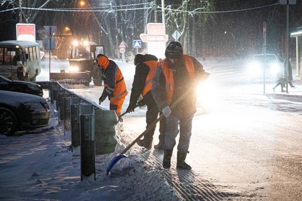 Более 10 тысяч км. дорог очистили от снега в регионе за ночь
