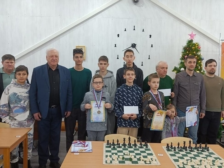 Элистинский шахматист стал призером межрегиональных соревнований