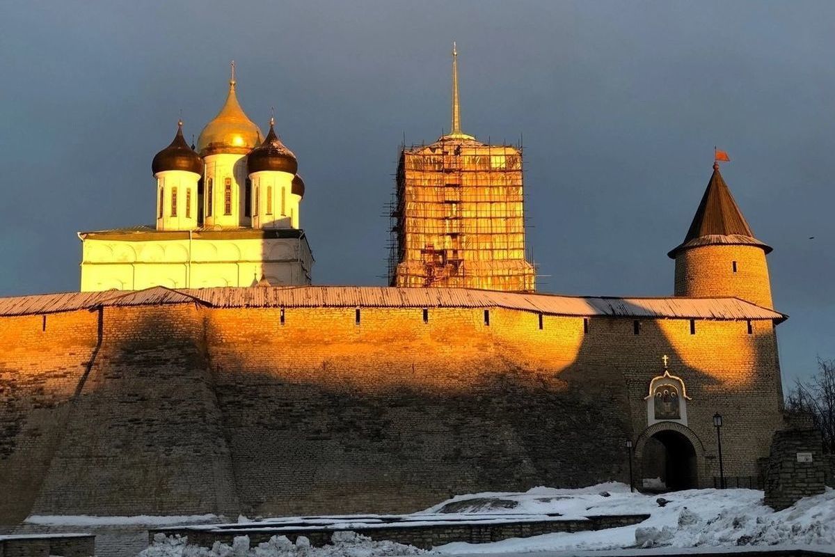 Главный собор Псковского Кремля Свято Троицкий