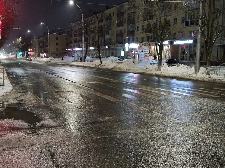 Новое противогололедное средство будут использовать в Вологде