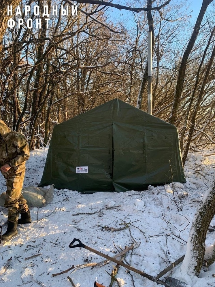 Бойцам в зону СВО отправили палатку из Орловской области