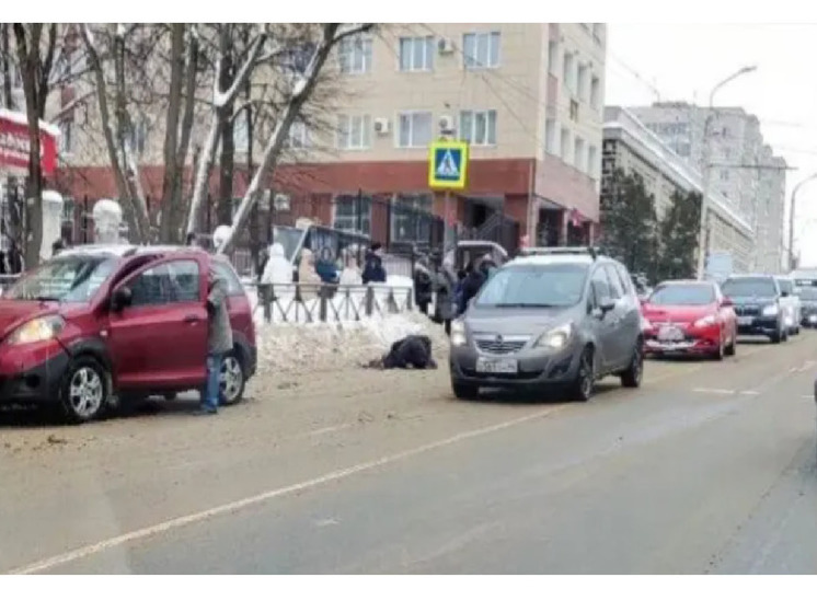 Авария с тяжкими последствиями произошла в Костроме на Советской улице