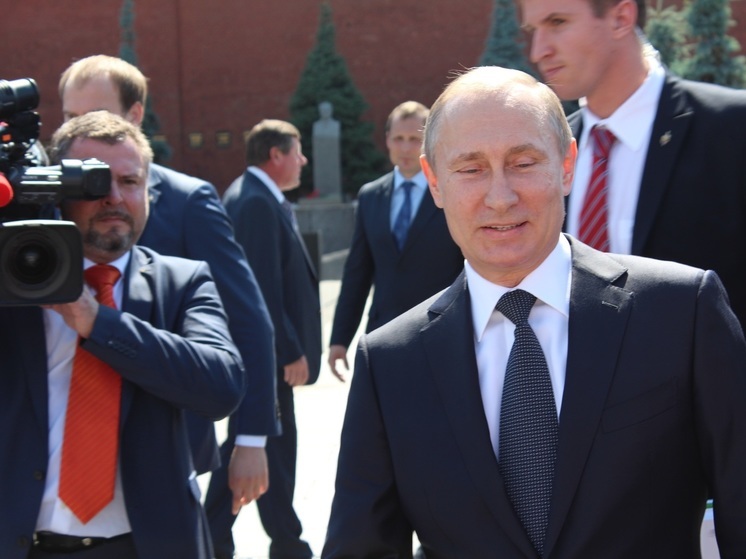 Президент РФ Путин отметил быстрый темп развития Сахалина