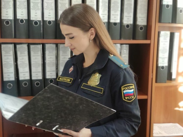 Курские приставы помогли строителю восстановиться на работе