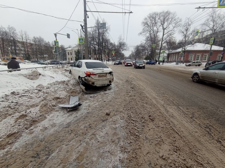 Два ДТП с пострадавшими произошли в Вологде за минувшие сутки