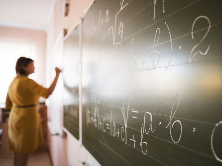 В Крыму преподаватель во время урока математики ударил пятиклассника
