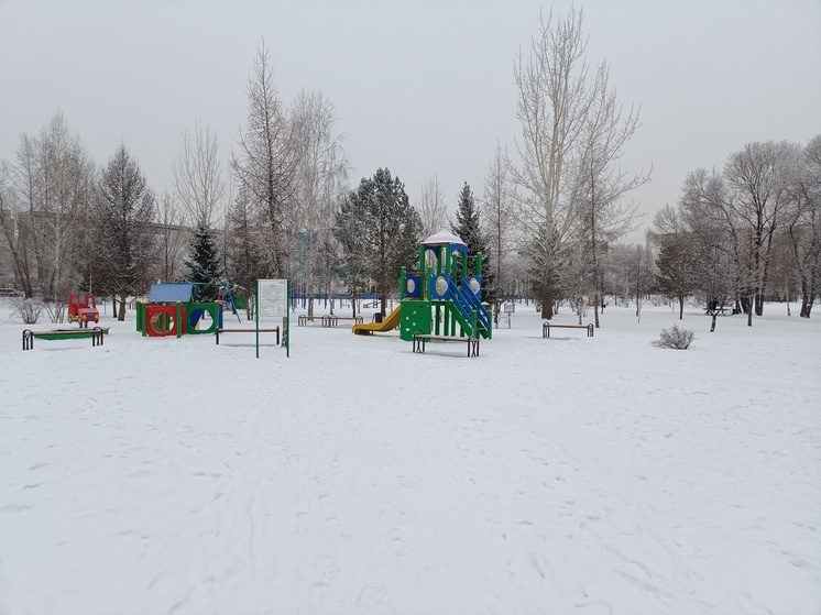 Заполярным родителям напомнили, как защитить кожу ребенка в морозы