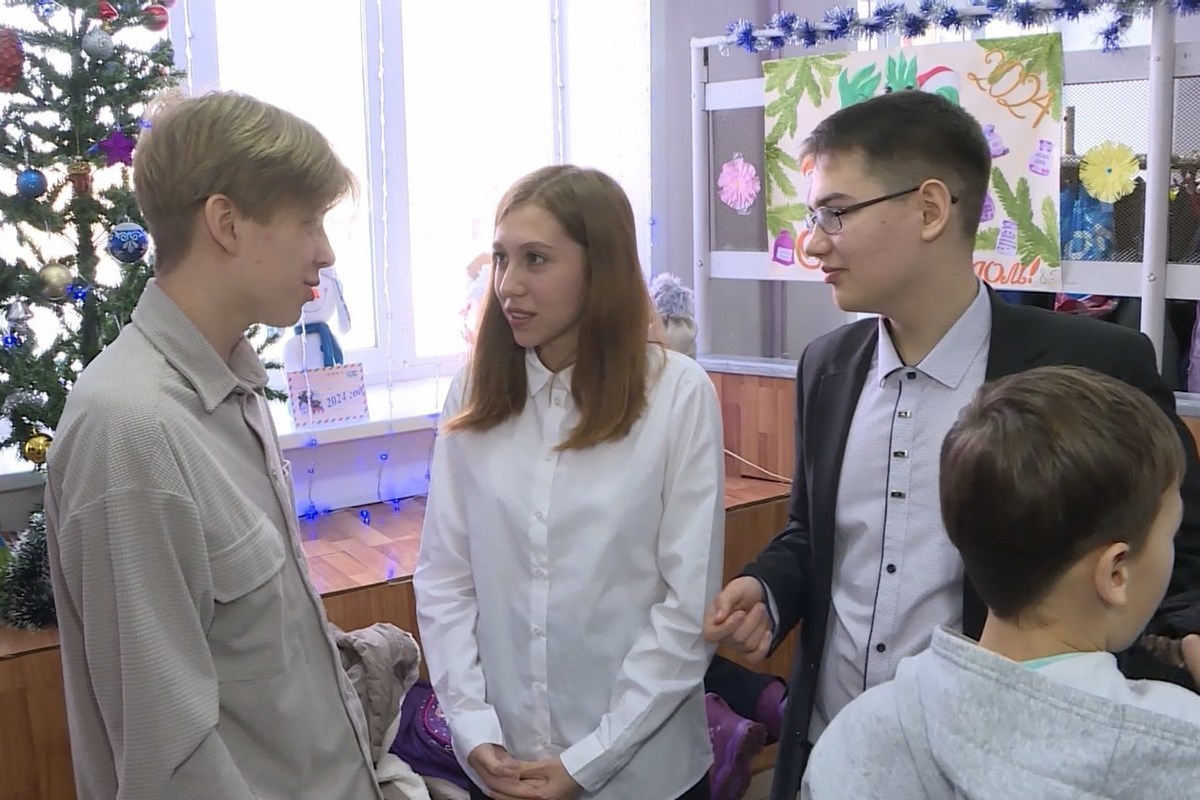 Костромские деньги: ученики учатся распоряжаться деньгами своей школы