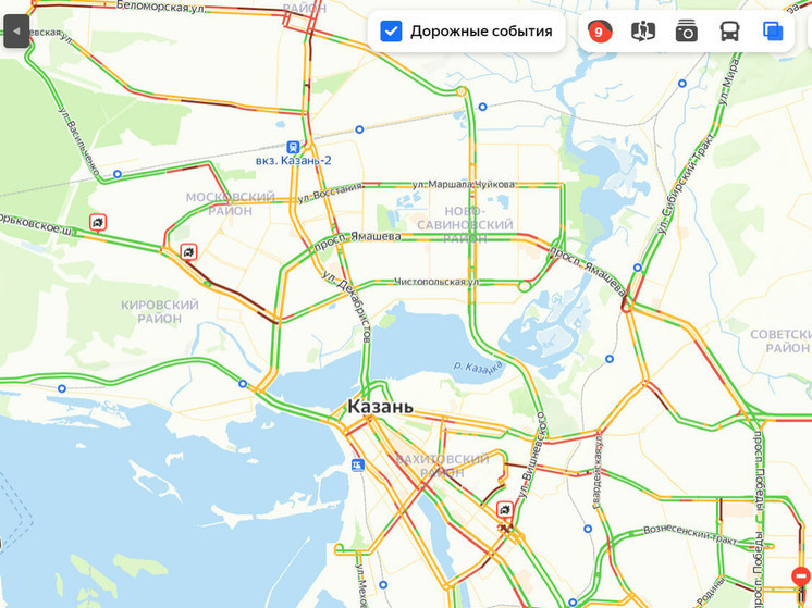 В Казани на дорогах возникли 9-балльные пробки