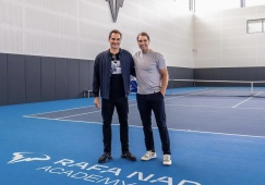 Роджер Федерер посетил академию Рафаэля Надаля: фотогалерея