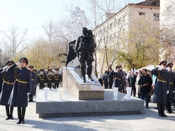 Осипов анонсировал строительство пяти памятников в честь героев СВО