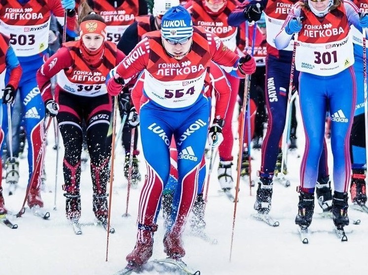 Гонка Легкова 2024. Зимние игры лыжные гонки. Олимпийский чемпион по лыжным гонкам.