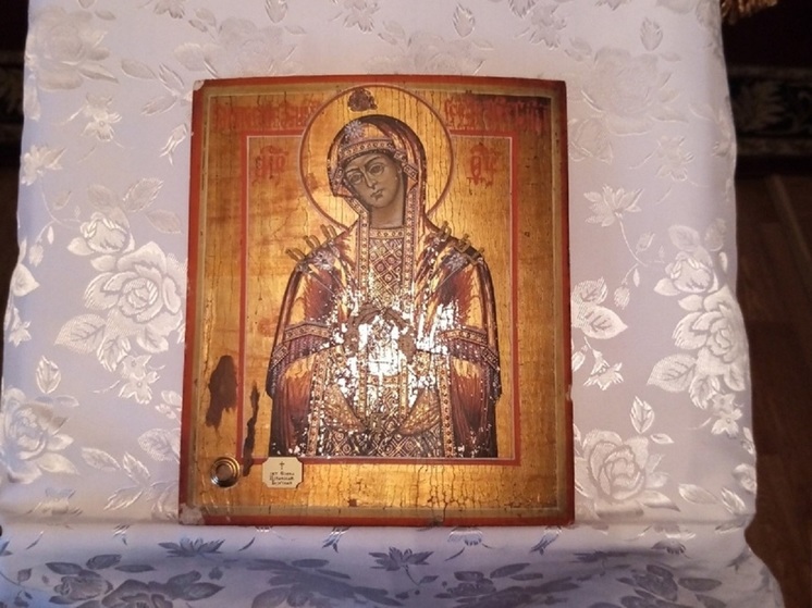 Храму в Варгашах передали старинную икону от Вадима Шумкова