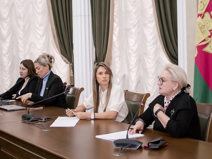 Депутат ЗСК Анна Невзорова рассказала, как прошла встреча сочинского отделения «Женского Движения Единой России»