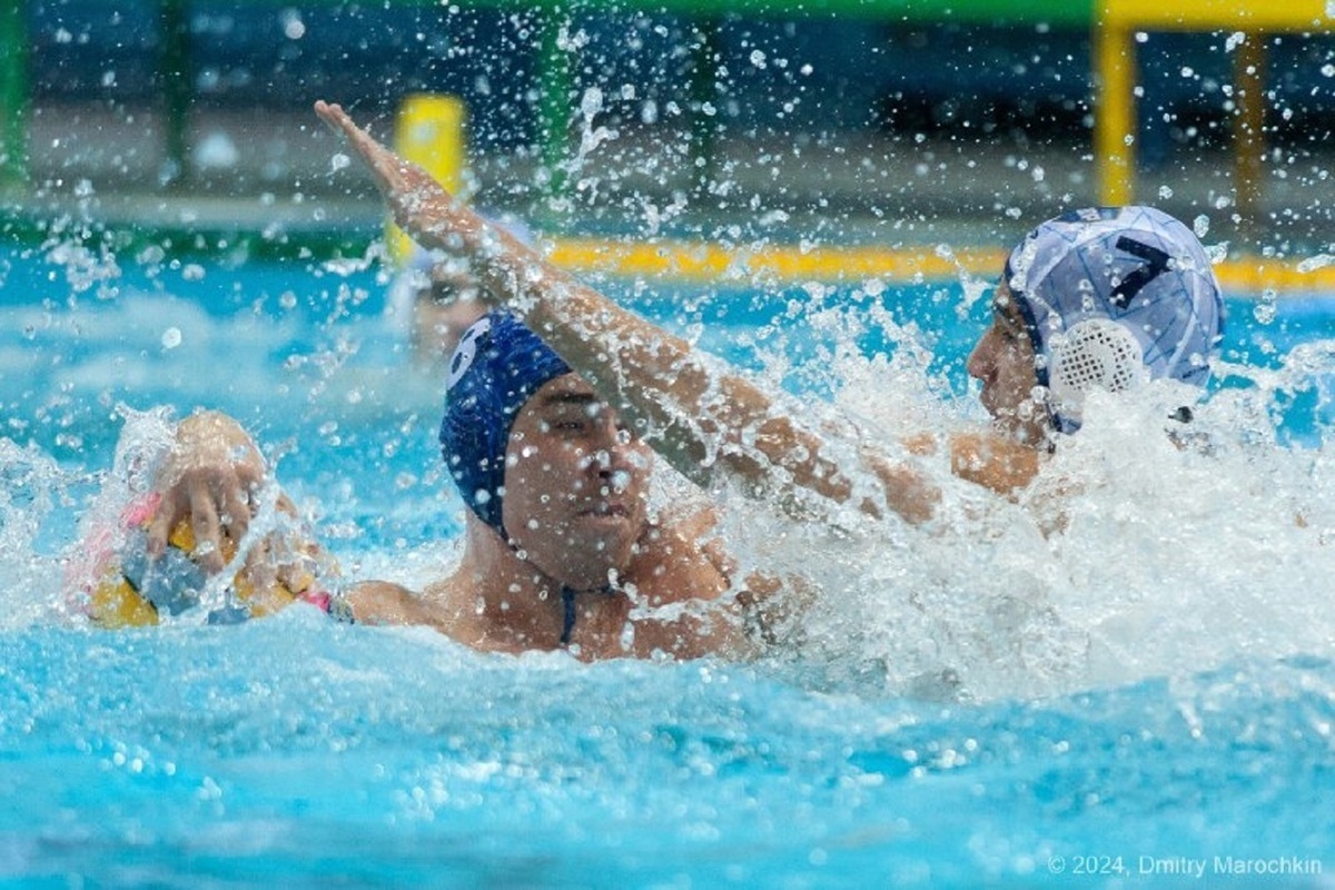 The water polo players of the Astrakhan "Dynamo-SSHOR" once again defeated their backups