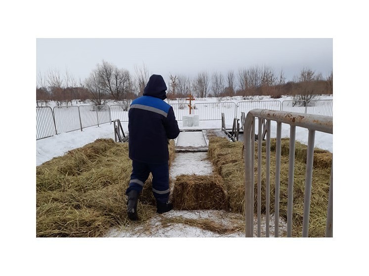 Осуждённые оборудовали купель на Ореховом озере в Рязани