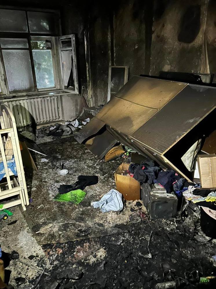 В Тверской области соседи спасли из горящей квартиры трех маленьких детей