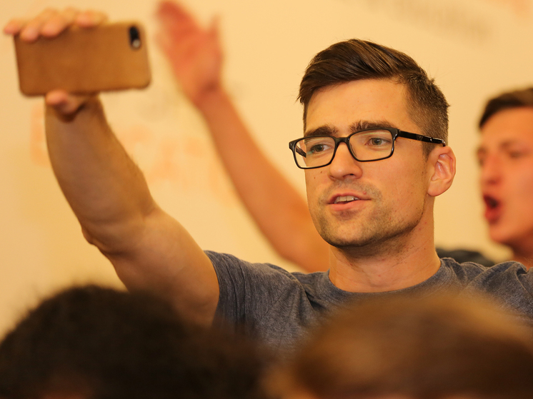 На националистов власти ФРГ спускают всех собак