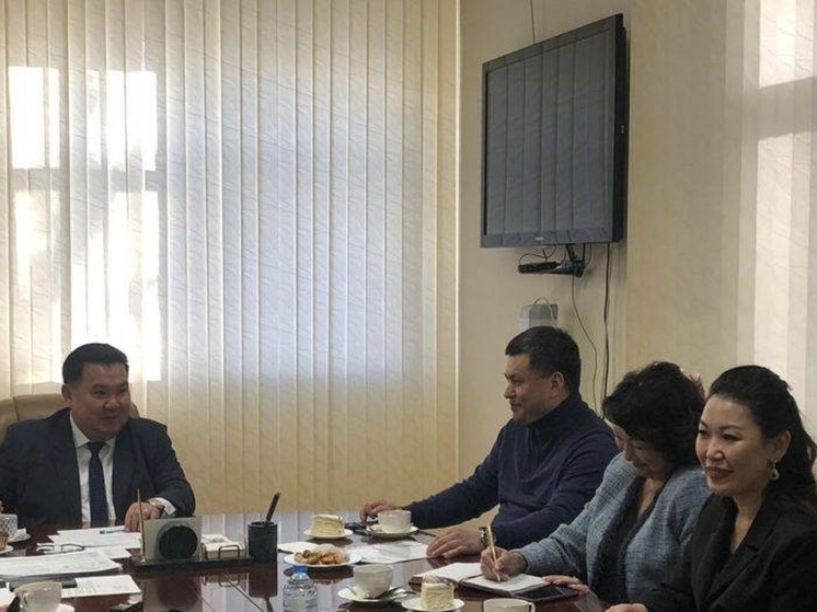 Студентов-медиков калмыцкого вуза прикрепят к больницам и поликлиникам