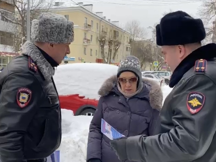 Полицейские в Екатеринбурге провели рейд по противодействию мошенникам