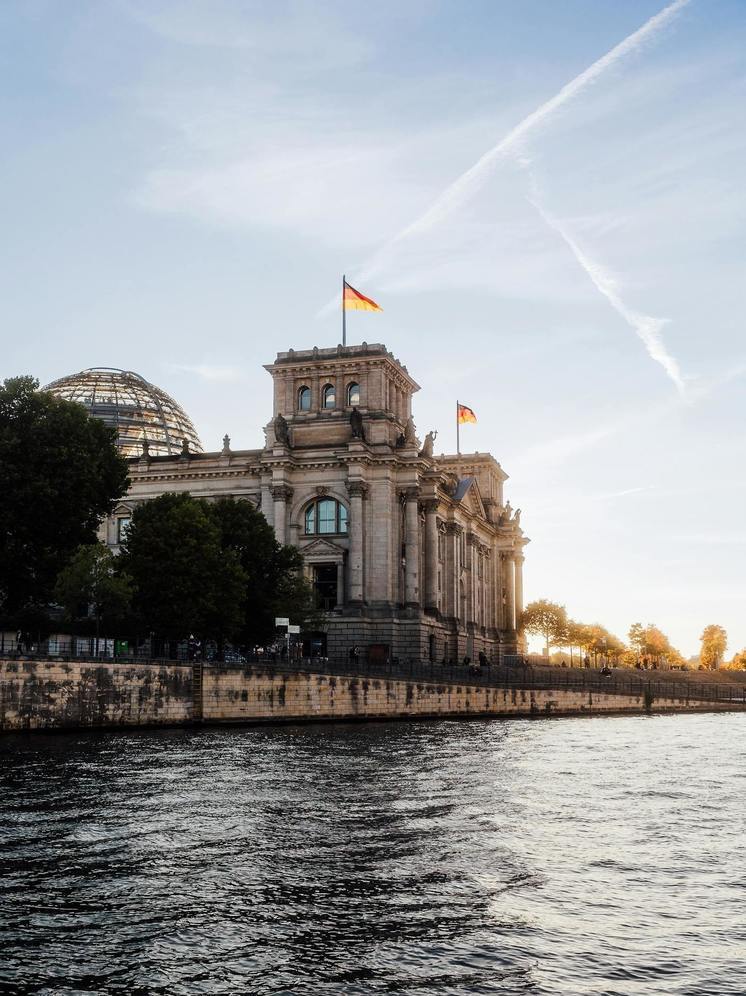 Германия — Субботний переполох в Бундестаге