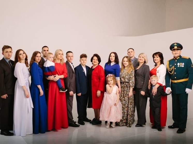 Семья из Ярцева открыла Год Семьи на Всероссийском семейном форуме «Родные — Любимые» в Москве на ВДНХ