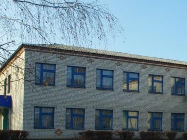 В Курской области во время обстрела повреждены спортзал и школьная столовая