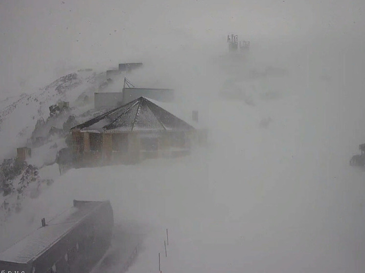 Курорт «Эльбрус» закрыт из-за погодных условий