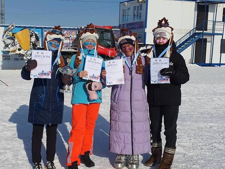 Спортсменки из Бурятии заняли серебро в зимней спартакиаде учащихся России
